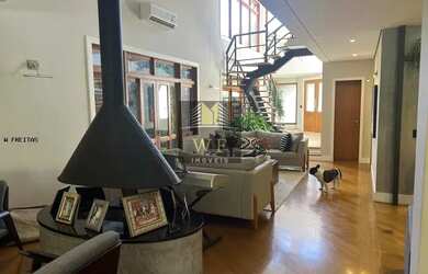 Imagem 2: Casa em Condomínio para Locação em Santana de Parnaíba, Alphaville, 4 dormitórios, 2 suíte