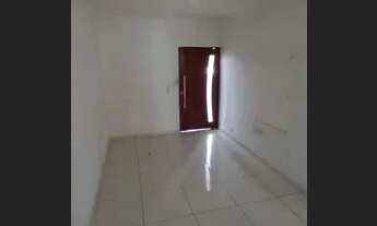 Imagem 6: Casa com Sala Estar/Jantar, Cozinha, Banheiro Social, Quintal pequeno com área