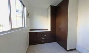 Imagem: Eliza Miranda, 2 quartos, com armários