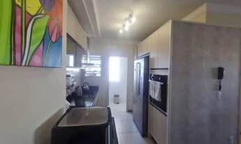 Imagem 4: Belíssimo apartamento de três dormitórios com suíte semi mobiliado andar alto sol da manhã