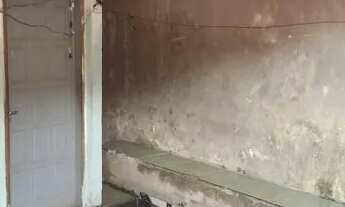 Imagem 3: Aluga-se kitnet Quarto com aluguel por R$170 /mês