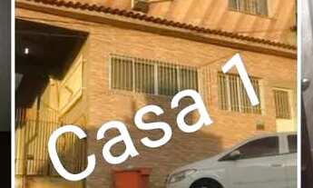 Imagem 2: São 4 casas de 3 e 2 quartos com garagem por 157 mil, oportunidade de OURO