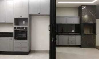 Imagem 6: Linda Casa com 03 suítes sendo 1 master com closet à venda, 210 m² por R$ 1.490.000 - Cond