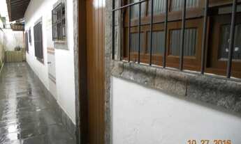 Imagem 3: Casa Geminada na Guilhermina, 3 Dormitórios, 2 Vagas, Quintal, Só na Imobiliária em Praia