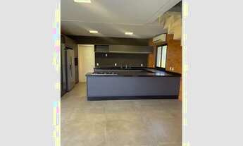 Imagem 5: Aluguel de Sobrado em Condomínio Fechado no Alphaville I - Viva com Conforto e Lazer