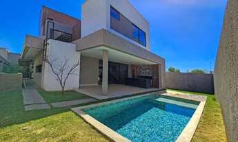 Imagem: Sobrado de 290 m² com 04 suítes à venda