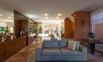 Imagem 2: Casa à Venda - Castelo, 3 Quartos, 840 m2