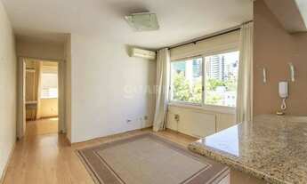 Imagem 2: Apartamento mobiliado no bairro Petrópolis, com 1 dormitório