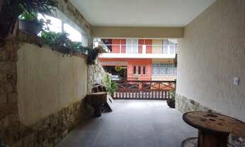 Imagem 4: Casa em Condomínio para Venda em Teresópolis, Alto, 5 dormitórios, 1 suíte, 3 banheiros, 2