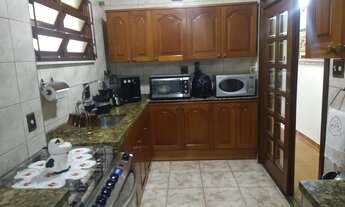 Imagem 5: Encantado - Casa Padrão 3 Quartos (1 Suíte) Dependência - Garagem - Anexo - Terraço - Chur