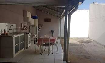 Imagem: Térrea para venda possui 180 metros quadrados