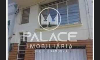 Imagem: Casa de rua / Residencial / Centro