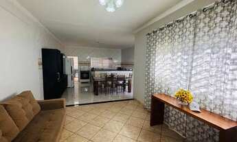 Imagem 5: Imóvel para venda possui 193 metros quadrados com 3 quartos em Ipanema - Araçatuba - SP