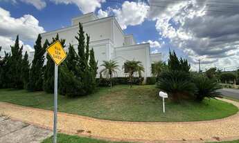 Imagem 4: Sobrado Lindo e Impecável à Venda - Residencial Lago Sul