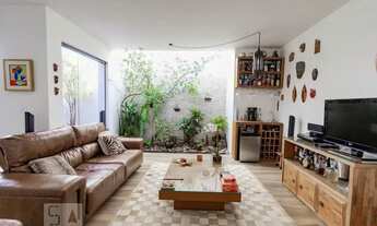 Imagem 2: Casa à Venda - Campo Belo, 3 Quartos, 220 m2