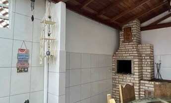 Imagem 5: Casa na região da Vargem Grande, 05 dormitórios ao todo, com 04 vagas de garagem