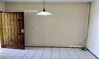 Imagem 5: Casa com suíte, quintal e 2 vagas próxima ao Colégio Christus Sul