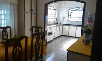 Imagem 2: Sobrado com 4 quartos / 1 suíte / 3 vagas / terreno inteiro (Jd Olímpia