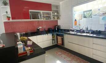 Imagem 5: LINDO SOBRADO COM 2 SUÍTES