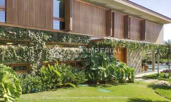 Imagem 3: Uma arquitetura cheia de personalidade à venda no Haras Larissa!