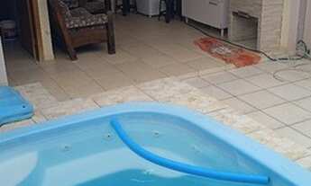Imagem: Casa com piscina em santa Terezinha
