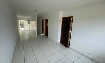 Imagem 3: Casa para venda tem 200 metros quadrados com 3 quartos em Menino Deus - Quatro Barras - PR