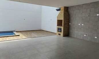 Imagem 4: Casa de condomínio para venda possui 400 metros quadrados com 4 quartos