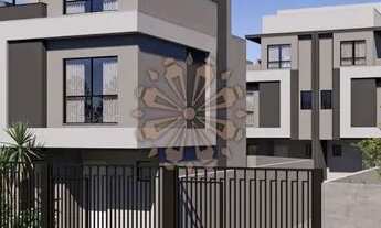 Imagem 3: Sobrados com 3 dormitórios, sendo uma suíte, terreno nos fundos em ótima localiza