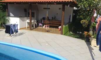 Imagem 2: Casa para Venda - 250m², 3 dormitórios, sendo 1 suites, 2 vagas - Cristal