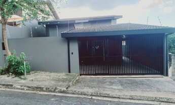 Imagem 4: Linda Casa com piscina e área de churrasqueira em bairro de alto padrão em Jacareí