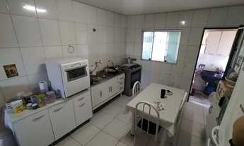 Imagem 2: Casa de 3 quartos, 1 suíte, varanda, 1 vaga. Bairro Serrano, BH