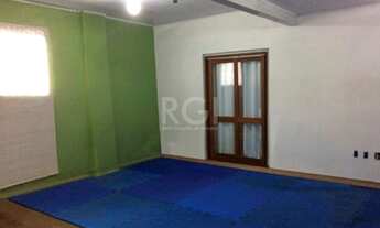 Imagem 5: Depósito/Pavilhão em Floresta