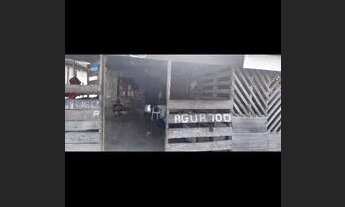 Imagem 2: Vendo uma casa no congos