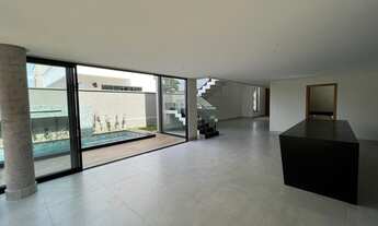 Imagem: Casa no Jardins Madri, 4 suítes - NOVA