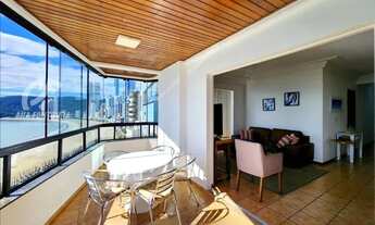 Imagem 3: Apartamento Beira Mar em Balneário Camboriú: Luxo e Conforto à Beira do Mar