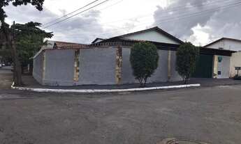 Imagem 2: Casa Vila Aguiar Casa de Rua com 3 Quarto(s) e 3 banheiro(s) à Venda, 246.3 por R$ 690.000