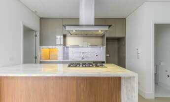 Imagem 3: APARTAMENTO SEMI MOBILIADO COM 2 SUITES e 2 VAGAS NO BATEL