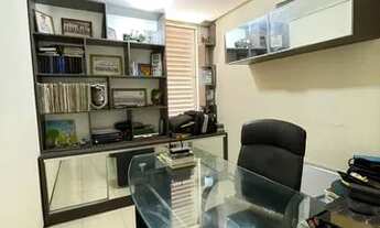 Imagem 6: Sobrado para venda possui 200 metros quadrados com 5 quartos em Cohaserma - São Luís - MA