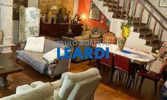 Imagem: CASA ASSOBRADADA - JARDIM EUROPA - SP