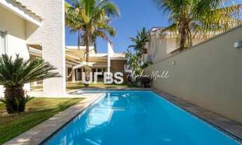 Imagem: Casa térrea no Jardins Atenas com 3 suítes