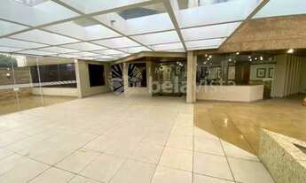 Imagem 2: ÓTIMO APARTAMENTO SEMIMOBILIADO À VENDA, NO EDIF MONTREAL, CENTRO DE APUCARANA