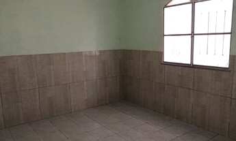 Imagem 5: Casa em Quintal - Quarto, sala, cozinha e banheiro