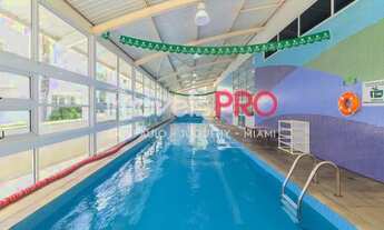 Imagem 3: Lindo apartamento com vista para o golfe