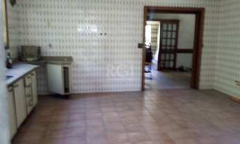 Imagem 5: Casa para Venda - 244m², 2 dormitórios, 4 vagas - Teresópolis