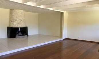 Imagem 6: Casa para locação em Atibaia com 4 dormitórios sendo 1 suite com piscina no Parque Arco Ir