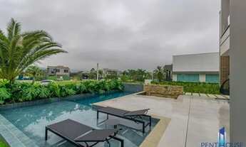 Imagem 2: Casa em Condomínio para Venda em Camboriú, CENTRO, 4 dormitórios, 4 suítes, 7 banheiros, 3