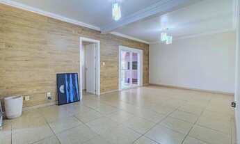 Imagem 3: Casa a venda com 3 dorms, 4 vagas e 220m2 no bairro Ipanema, na zona sul de Porto Alegre