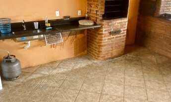 Imagem 2: Sitio com piscina em condomínio fechado