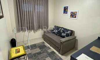 Imagem 3: Apartamento Menino Deus, 2 dormitórios 1 suíte, semi mobiliado com 1 vaga