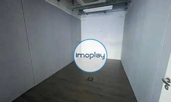 Imagem 6: Conjunto comercial de 756m², com piso elevado, sistema de ar-condicionado e sacada